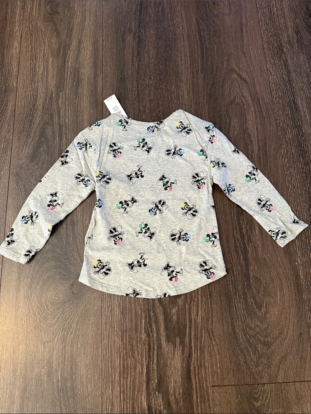 GAP light gray